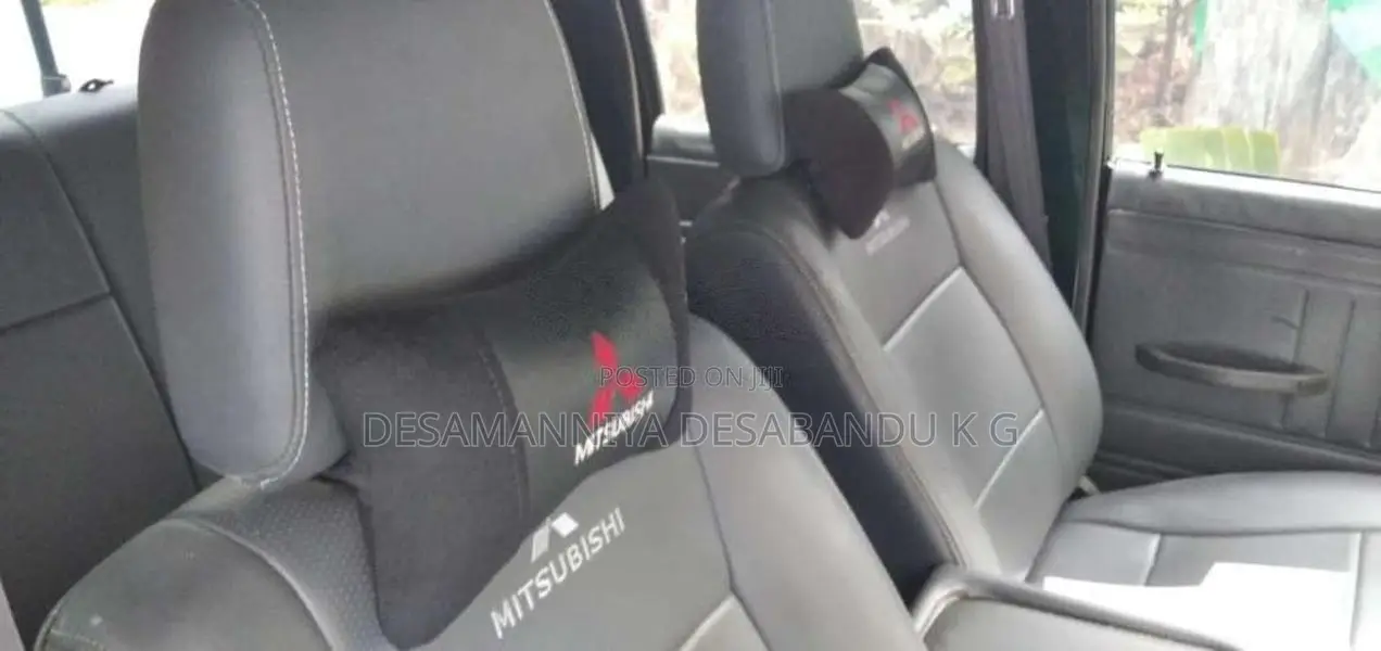 Mitsubishi L200 1999 Pickup (Used)