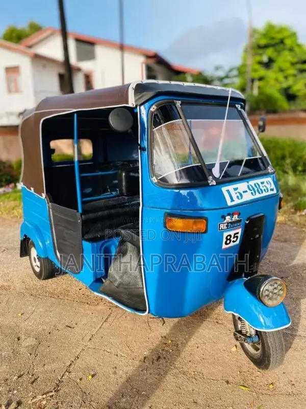 Bajaj RE 2 Stroke 1988 Three Wheel (Used)