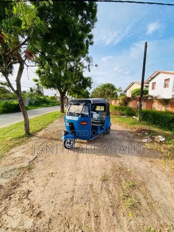 Bajaj RE 2 Stroke 1988 Three Wheel (Used)
