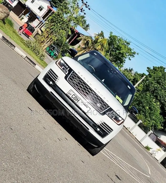 Range-Rover Autobiography LWB COMFORT PLUS SIGNATURE 2019 SUV (Used)
