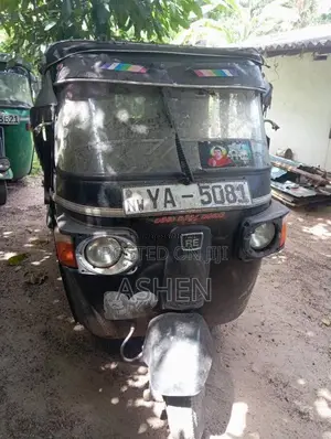Bajaj 4 stroke 2010 Three Wheel (Used)