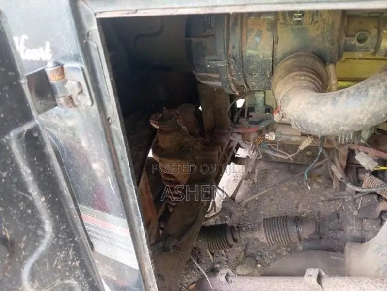 Bajaj 4 stroke 2010 Three Wheel (Used)