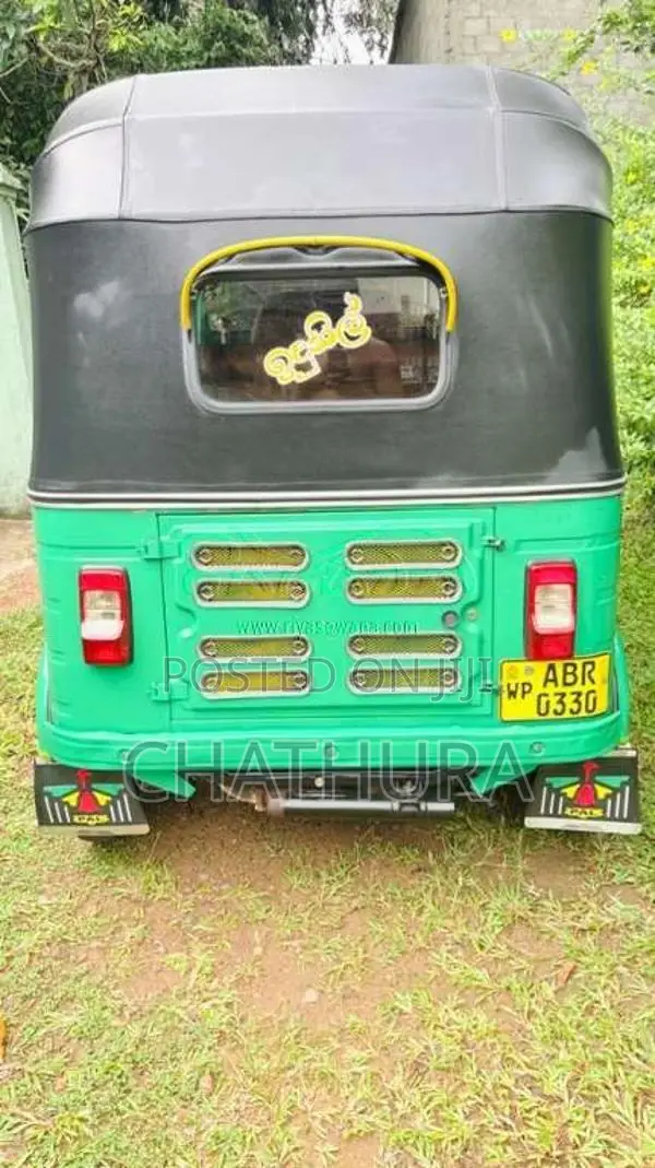Bajaj RE 205 2018 Three Wheel (Used)