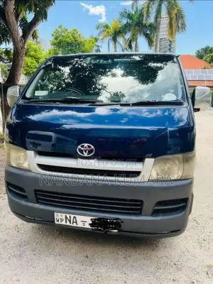 Toyota KDH 2006 Van (Used)