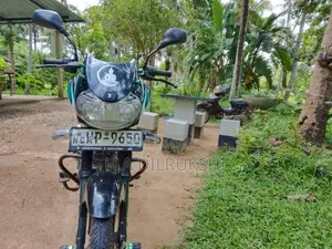 Bajaj Discover 2011 Motorbike (Used)