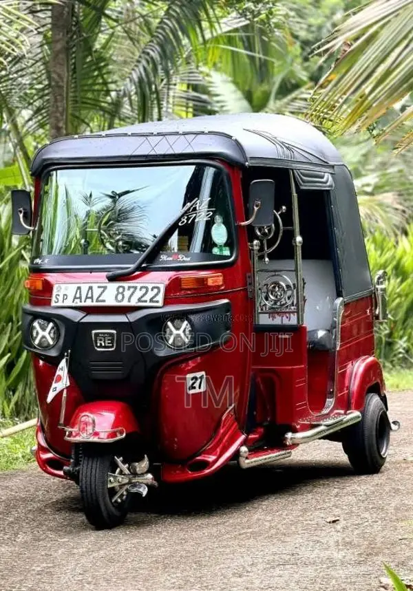 Bajaj RE 205 2015 Three Wheel (Used)