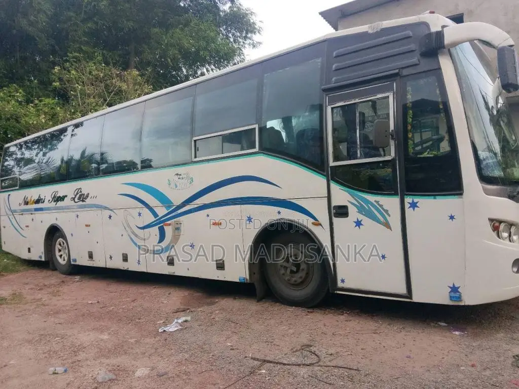 Ashok-Leyland MiTR 2015 Bus (Used)