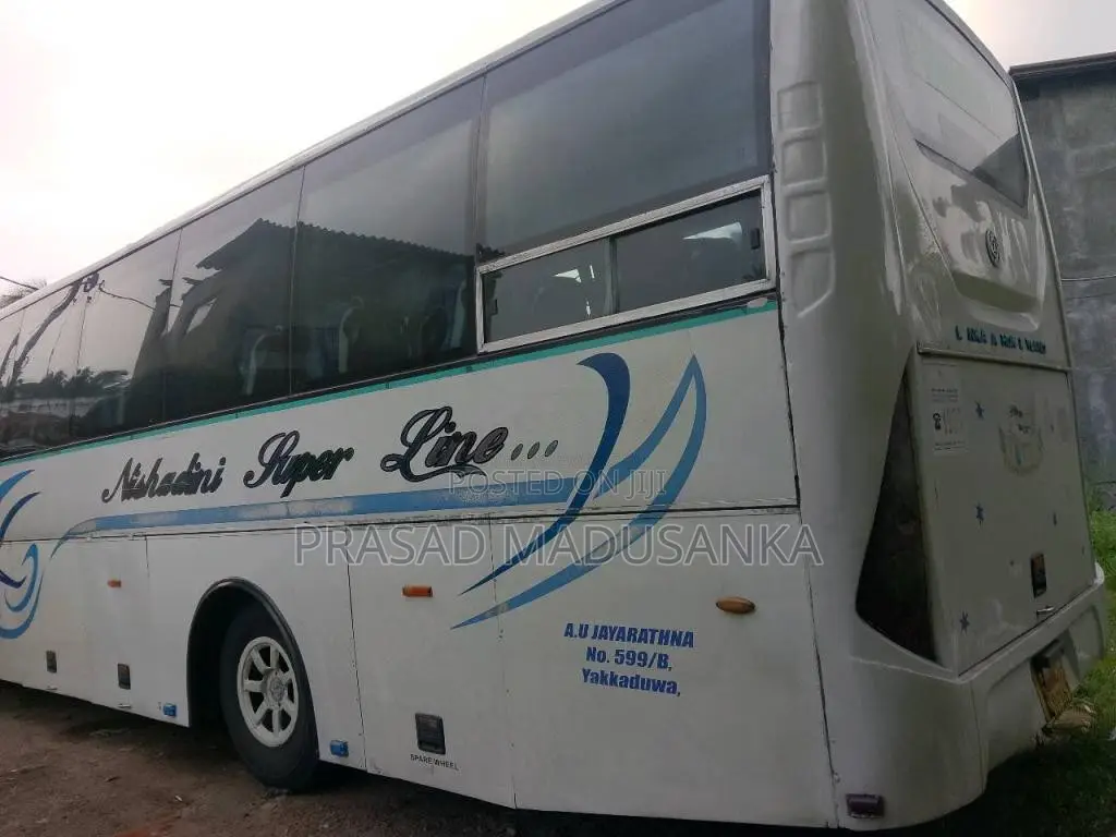 Ashok-Leyland MiTR 2015 Bus (Used)