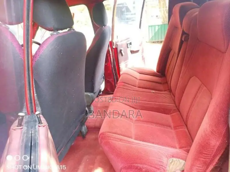 Nissan Nissan 1981 Pickup (Used)
