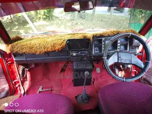 Nissan Nissan 1981 Pickup (Used)