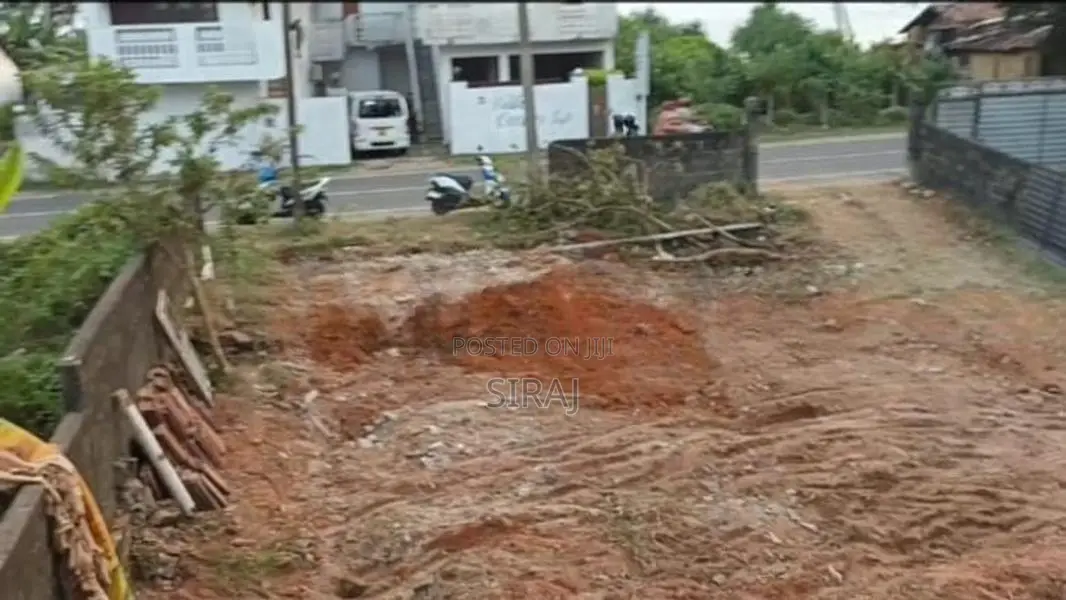 Dadalla Galle Commercial Area Land for Sale