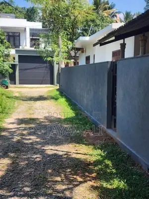 Square Land for Sale Homagama Artigala Road