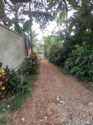 Land with Annex for Sale Ragama