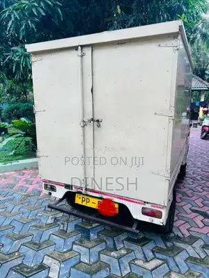Tata Dimo Batta 2010 Lorry (Used)