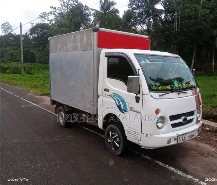 Tata Dimo Batta 2008 Lorry (Used)
