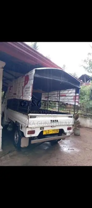 Tata Dimo Batta 2007 Lorry (Used)
