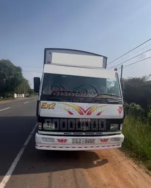 Tata 709 2011 Lorry (Used)