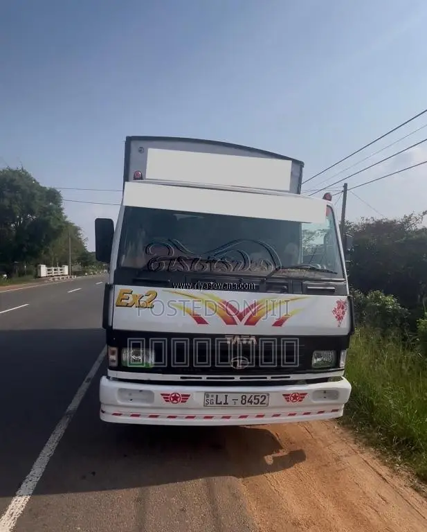 Tata 709 2011 Lorry (Used)