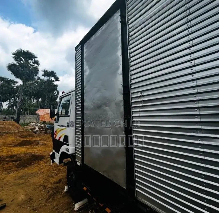 Tata 709 2011 Lorry (Used)