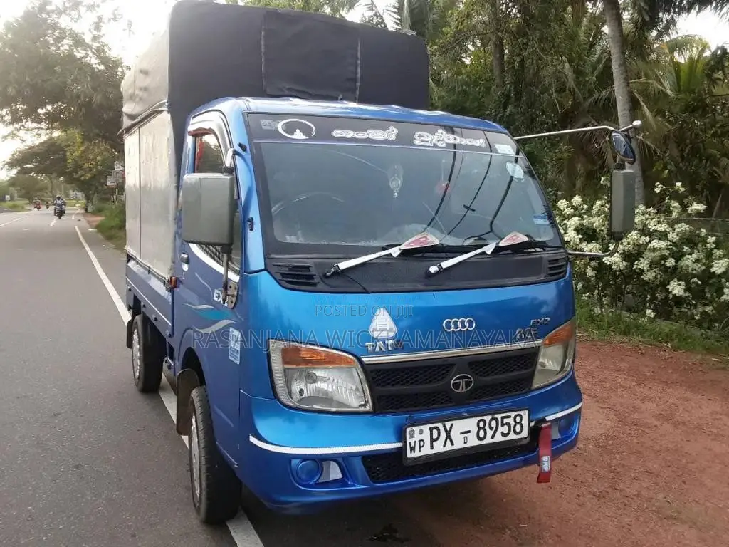 Tata Dimo Batta 2014 Lorry (Used)