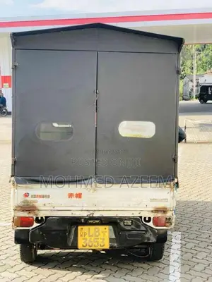 Subaru Sambar 2000 Lorry (Used)