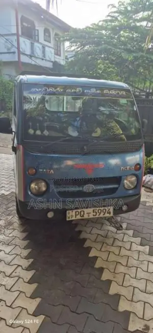 Tata Dimo Batta 2011 Lorry (Used)