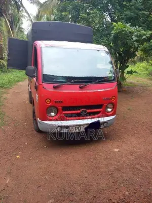 Tata Dimo Batta 2011 Lorry (Used)