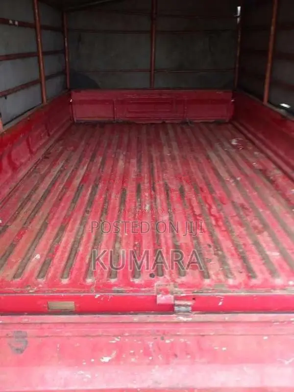 Tata Dimo Batta 2011 Lorry (Used)
