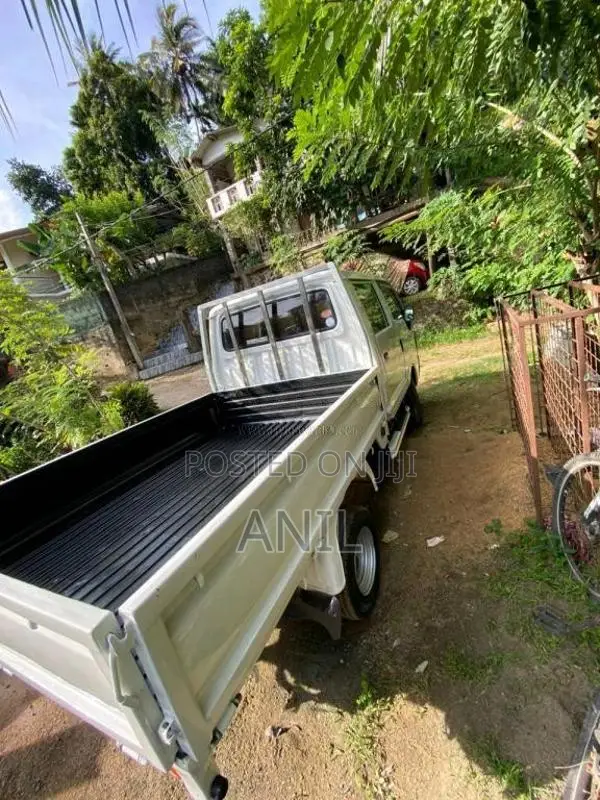 Mazda Bongo 2000 Crew Cab (Used)