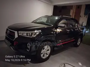 Toyota Hilux 2017 Pickup (Used)