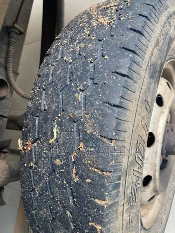Tata Dimo Batta 2010 Lorry (Used)