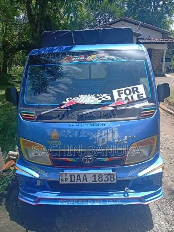 Tata Dimo Batta 2015 Lorry (Used)