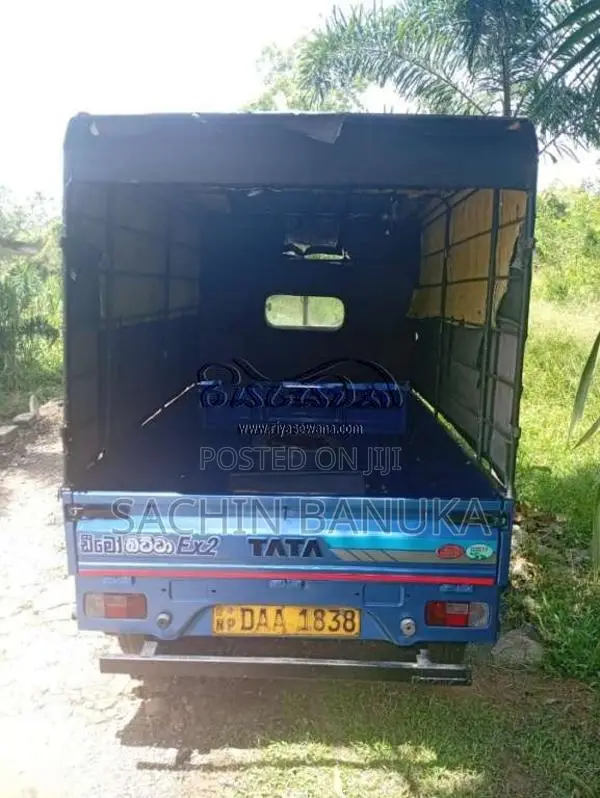 Tata Dimo Batta 2015 Lorry (Used)