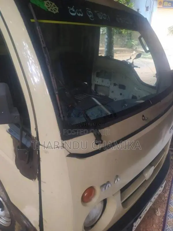 Tata Dimo Batta 2012 Lorry (Used)