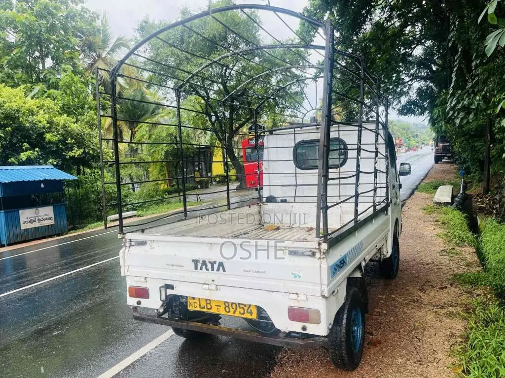Tata Dimo 2006 Lorry (Used)