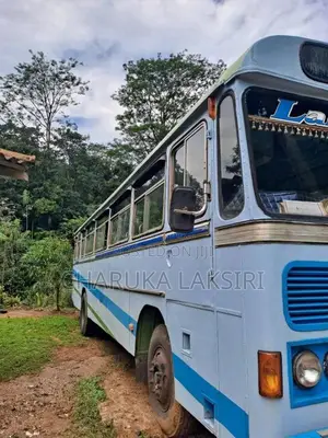 Ashok-Leyland Viking 2002 Bus (Used)
