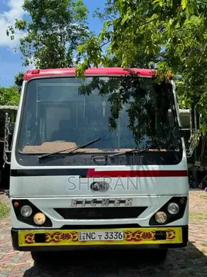Eicher Starline 2015 Lorry (Used)