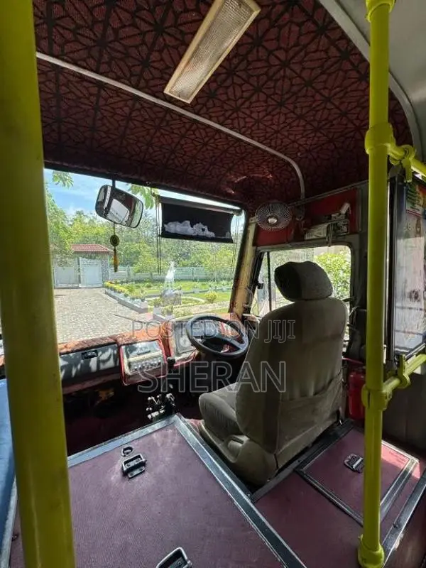 Eicher Starline 2015 Lorry (Used)