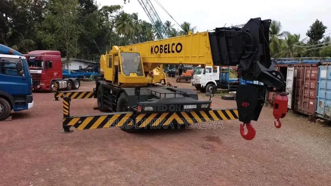 Kobelco 45 Ton 1990 Heavy-Duty (Used)