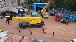 Kobelco 45 Ton 1990 Heavy-Duty (Used)