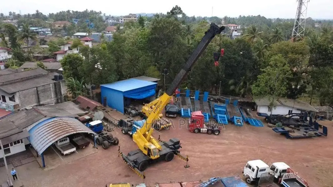 Kobelco 45 Ton 1990 Heavy-Duty (Used)