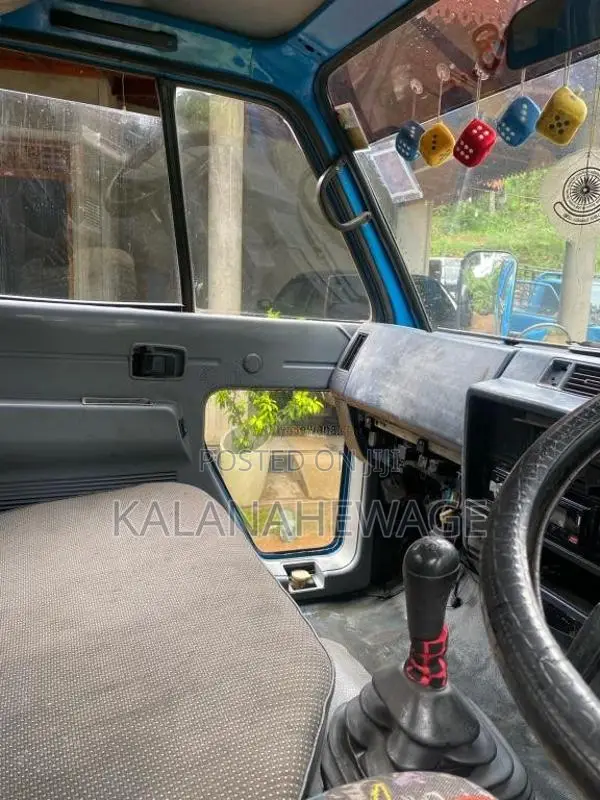Isuzu ELF 250 1983 Lorry (Used)