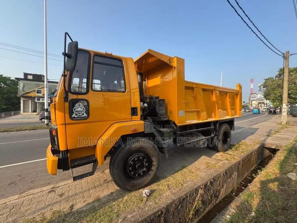 Ashok-Leyland Leyland 2018 Lorry (Used)