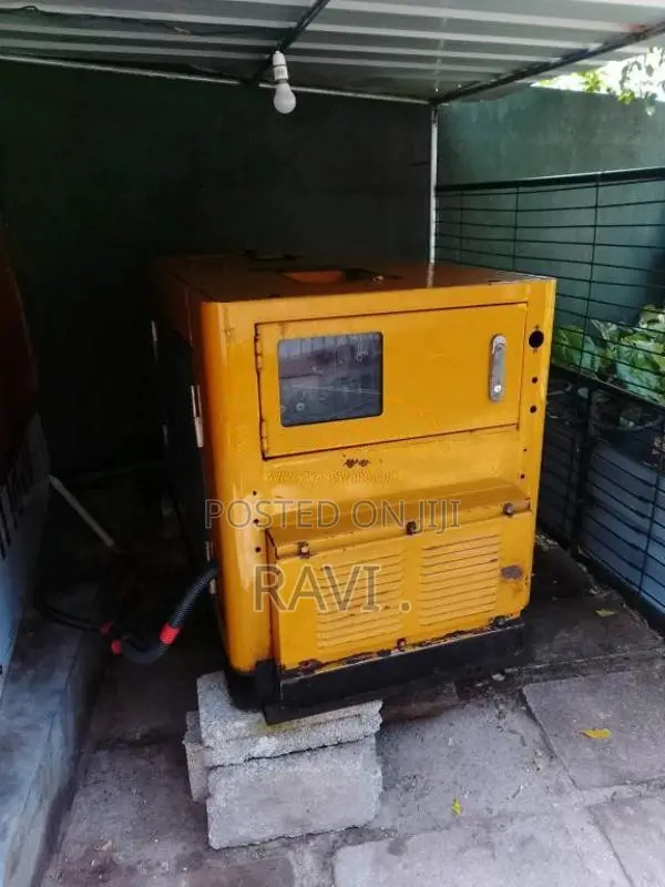 CAT Pakinsan 2010 Heavy-Duty (Used)