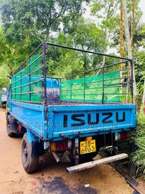 Isuzu ELF 250 1980 Lorry (Used)