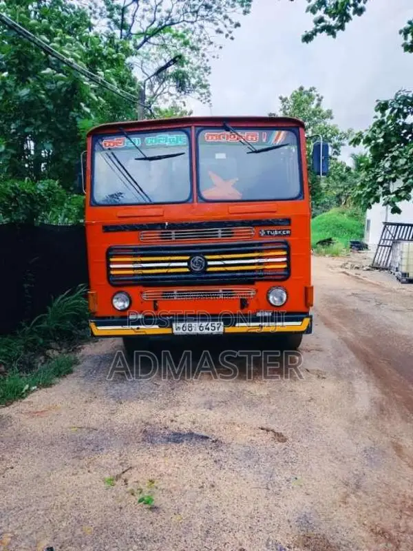 Ashok-Leyland Leyland 1998 Heavy-Duty (Used)