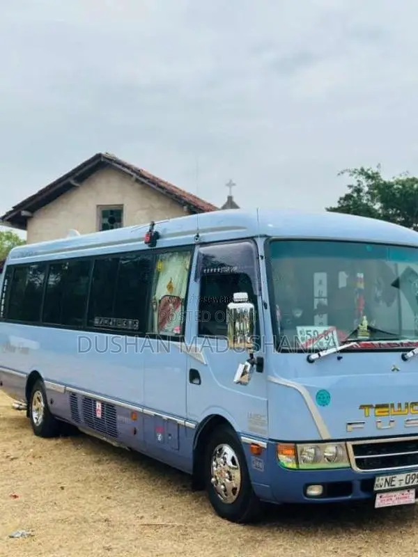 Mitsubishi Rosa 2013 Bus (Used)