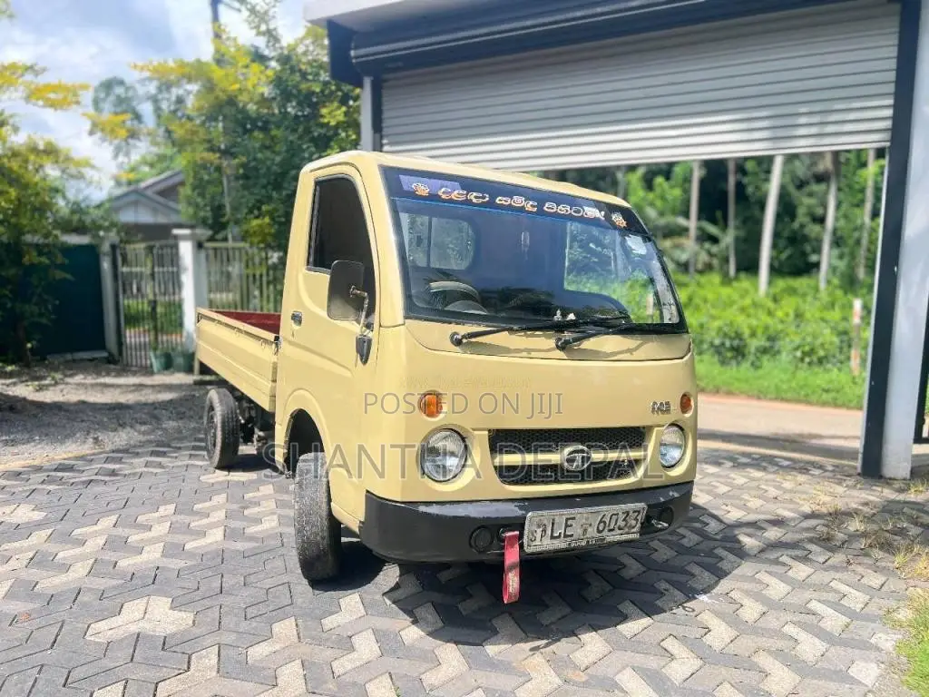 Tata Dimo Batta 2007 Lorry (Used)