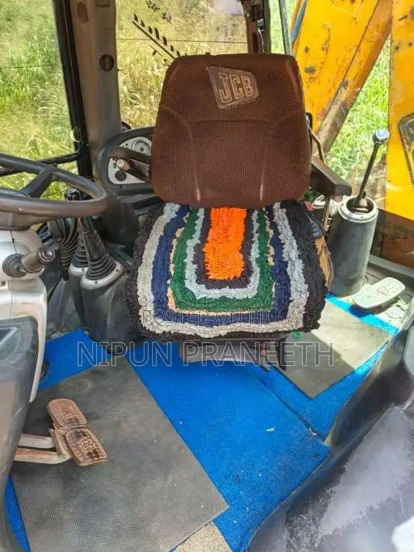 JCB 3CX 2006 Heavy-Duty (Used)