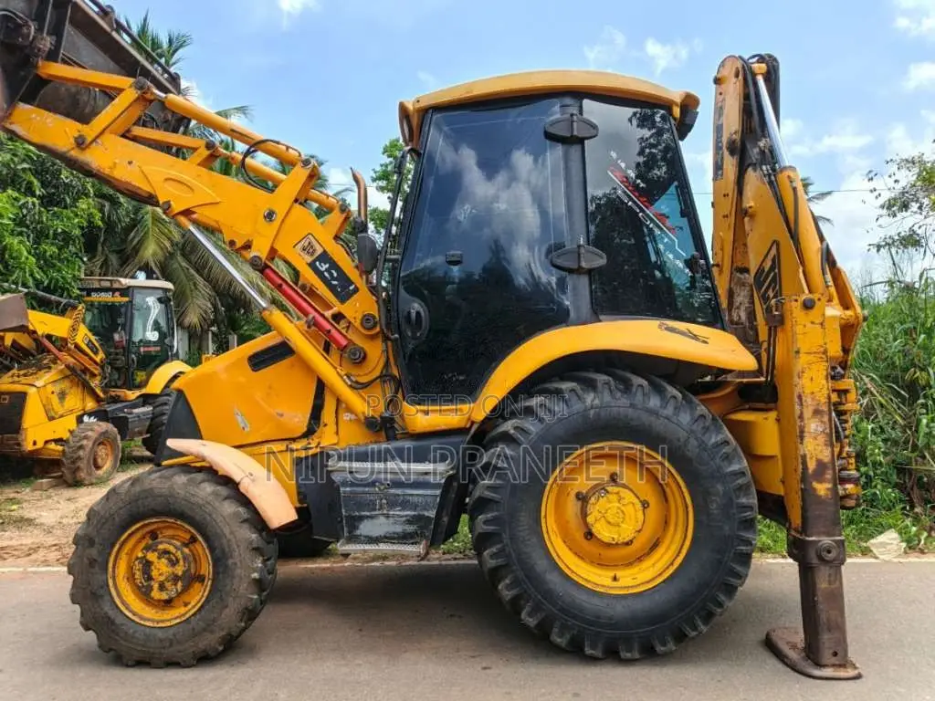 JCB 3CX 2006 Heavy-Duty (Used)